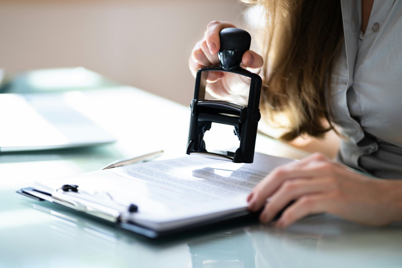 Mobile Notary Near Me Milwaukee Wisconsin